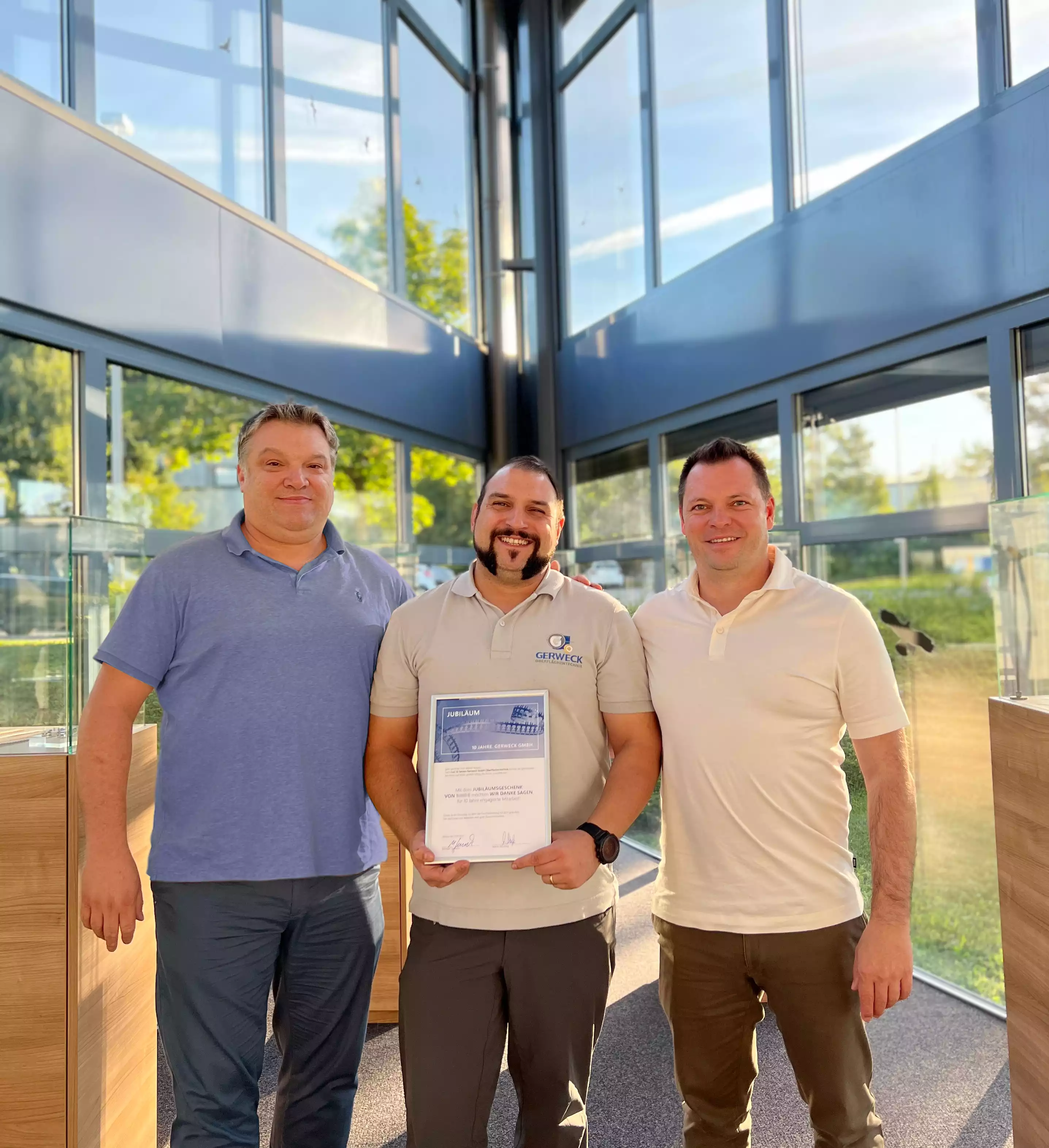Gratulation an Marcel Körper zu 10 Jahre Gerweck GmbH Oberflächentechnik 